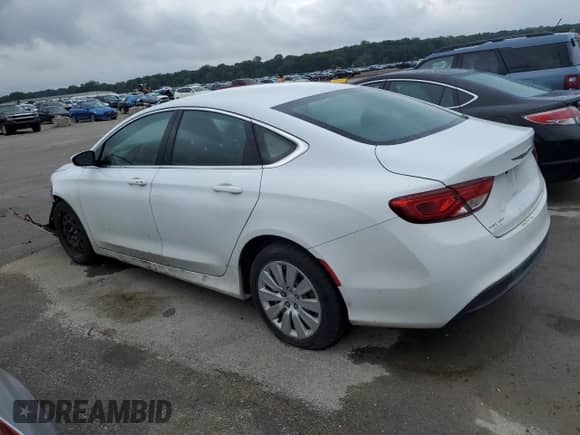 2016 Chrysler 200 LX z VIN 1C3CCCFB7GN120992, wystawiony jako Copart lot #66350864 z przebiegiem 103 500 mil mil oraz Szkoda całkowita • Salvage title. Historia ofert i sprzedaży dostępna na DreamBid. Obrazek 2.