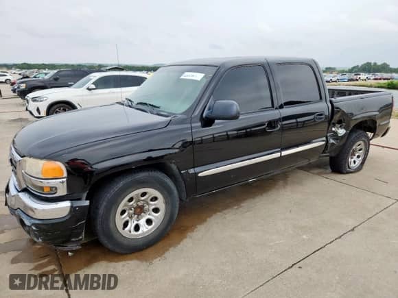 2005 GMC Sierra 1500 SLT z VIN 2GTEC13T351132464, wystawiony jako Copart lot #56866705 z przebiegiem 206 367 mil mil oraz Szkoda całkowita • Salvage title. Historia ofert i sprzedaży dostępna na DreamBid. Obrazek 1.