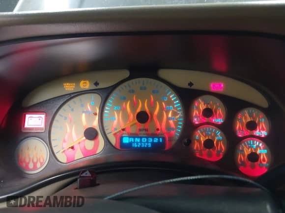 2001 GMC Sierra 1500 SLE с VIN 1GTEC19T11Z172437, выставлен на аукционе IAAI как лот 42549447 с пробегом 162 329 миль миль и . История ставок и продаж доступна на DreamBid. Изображение 7.