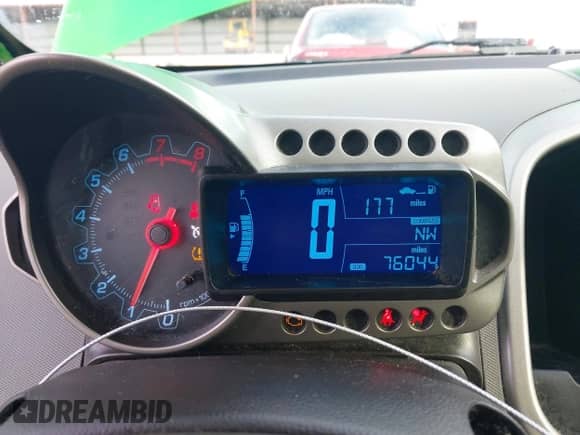 2014 Chevrolet Sonic LT с VIN 1G1JD5SH5E4228724, выставлен на аукционе IAAI как лот 41211677 с пробегом 76 044 миль миль и . История ставок и продаж доступна на DreamBid. Изображение 7.