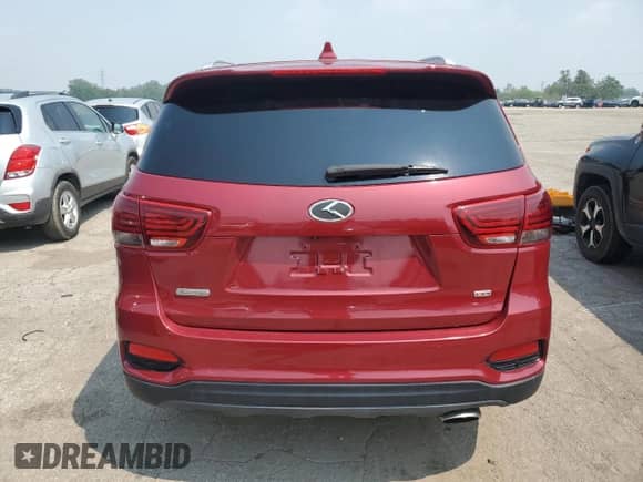 2019 Kia Sorento L z VIN 5XYPG4A35KG528172, wystawiony jako Copart lot #66986845 z przebiegiem 136 129 mil mil oraz Czysty tytuł • Clean title. Historia ofert i sprzedaży dostępna na DreamBid. Obrazek 6.