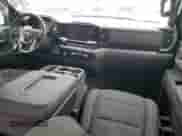 2024 GMC Sierra 1500 Elevation z VIN 3GTPUCEK8RG272173, wystawiony jako Copart lot #71953665 z przebiegiem 25 013 mil mil oraz Szkoda całkowita • Salvage title. Historia ofert i sprzedaży dostępna na DreamBid. Obrazek 8.