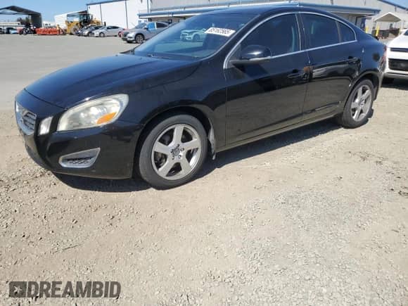 2012 Volvo S60 T5 с VIN YV1622FS6C2112328, выставлен на аукционе Copart как лот 85162565 с пробегом 87 334 миль миль и Списание • Salvage title. История ставок и продаж доступна на DreamBid. Изображение 1.
