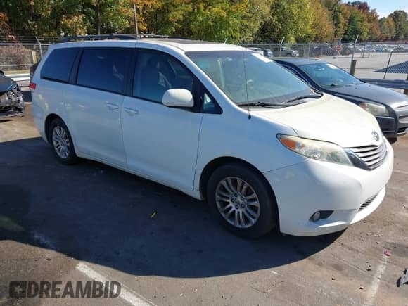 2011 Toyota Sienna XLE with VIN 5TDYK3DC7BS120249, listed as a IAAI auction lot 43545371 with 175,936 mi miles and . Bid and sale history available at DreamBid. Image 1.