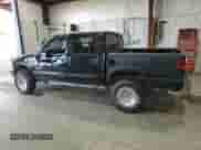 2001 Chevrolet S-10 LS with VIN 1GCDT13W11K256412, listed as a Copart auction lot 53254215 with 162,082 mi miles and Clean title. Bid and sale history available at DreamBid. Image 2.