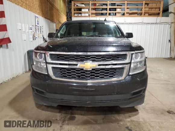 2017 Chevrolet Suburban LT z VIN 1GNSKHKC7HR235423, wystawiony jako Copart lot #84241825 z przebiegiem 134 605 mil mil oraz Szkoda całkowita • Salvage title. Historia ofert i sprzedaży dostępna na DreamBid. Obrazek 5.