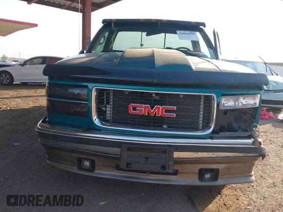 1995 GMC Sierra 1500 with VIN 1GTEC14H3SZ524194, listed as a IAAI auction lot 43065059 with 234,834 mi miles and . Bid and sale history available at DreamBid. Image 12.