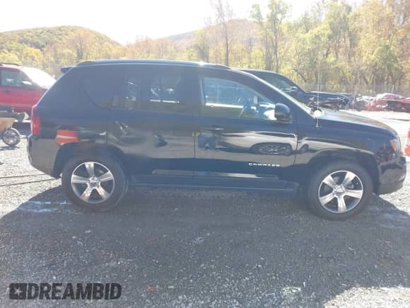 2017 Jeep Compass High Altitude с VIN 1C4NJDEB1HD100407, выставлен на аукционе IAAI как лот 43481056 с пробегом 86 682 миль миль и . История ставок и продаж доступна на DreamBid. Изображение 12.