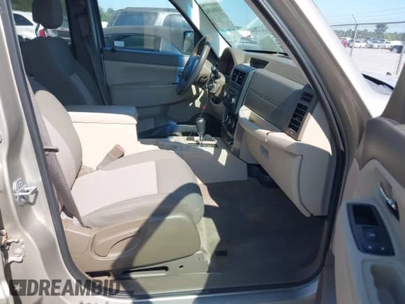 2011 Jeep Liberty Sport with VIN 1J4PN2GK5BW556964, listed as a IAAI auction lot 43404384 with 43,980 mi miles and . Bid and sale history available at DreamBid. Image 5.