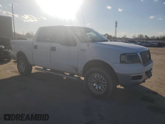 2004 Ford F-150 XLT z VIN 1FTPW14504KB14857, wystawiony jako Copart lot #46988345 z przebiegiem 149 769 mil mil oraz Czysty tytuł • Clean title. Historia ofert i sprzedaży dostępna na DreamBid. Obrazek 4.