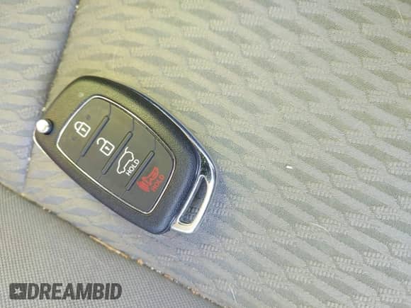 2016 Hyundai Santa Fe с VIN 5XYZT3LB7GG367656, выставлен на аукционе IAAI как лот 43432643 с пробегом 71 280 миль миль и . История ставок и продаж доступна на DreamBid. Изображение 11.