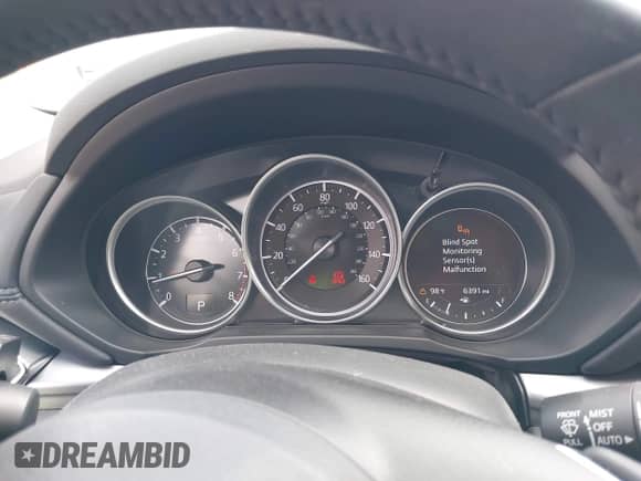 2024 Mazda CX-5 S Select z VIN JM3KFBBL1R0448715, wystawiony jako IAAI lot #42684805 z przebiegiem 6 391 mil mil oraz . Historia ofert i sprzedaży dostępna na DreamBid. Obrazek 7.