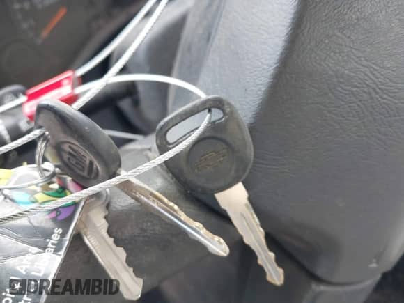 2006 Chevrolet Silverado 1500 Work Truck с VIN 3GCEK14V06G273567, выставлен на аукционе IAAI как лот 42028541 с пробегом 193 399 миль миль и . История ставок и продаж доступна на DreamBid. Изображение 11.