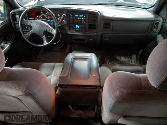 2006 Chevrolet Silverado 1500 LT3 z VIN 2GCEK13T561184764, wystawiony jako Copart lot #70725225 z przebiegiem 270 410 mil mil oraz Szkoda całkowita • Salvage title. Historia ofert i sprzedaży dostępna na DreamBid. Obrazek 8.