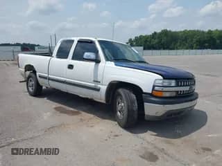 2002 Chevrolet Silverado 1500 LS с VIN 2GCEC19V221175116, выставлен на аукционе IAAI как лот 42417242 с пробегом 257 906 миль миль и . История ставок и продаж доступна на DreamBid. Изображение 1.