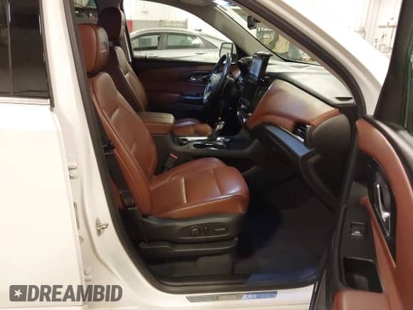 2021 Chevrolet Traverse High Country z VIN 1GNEVNKW0MJ199645, wystawiony jako IAAI lot #43042984 z przebiegiem 106 593 mil mil oraz . Historia ofert i sprzedaży dostępna na DreamBid. Obrazek 5.