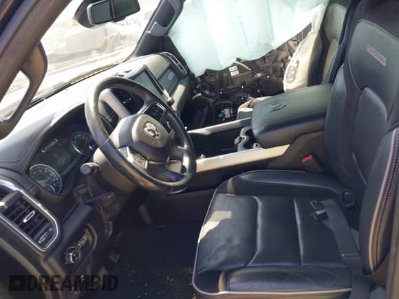 2019 Ram 1500 Laramie with VIN 1C6RREJT9KN558591, listed as a IAAI auction lot 41988500 with 174,172 mi miles and . Bid and sale history available at DreamBid. Image 5.