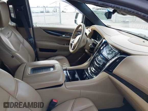 2018 Cadillac Escalade ESV Platinum с VIN 1GYS4KKJ9JR177412, выставлен на аукционе IAAI как лот 41587385 с пробегом 101 722 миль миль и . История ставок и продаж доступна на DreamBid. Изображение 5.