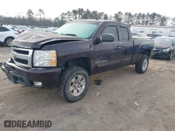 2009 Chevrolet Silverado 1500 LTZ z VIN 1GCEK39J09Z200009, wystawiony jako IAAI lot #41414164 z przebiegiem 192 030 mil mil oraz . Historia ofert i sprzedaży dostępna na DreamBid. Obrazek 17.