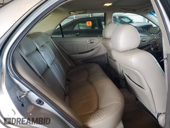 1998 Honda Accord EX with VIN 1HGCG1655WA062502, listed as a Copart auction lot 81647555 with 120,642 mi miles and Clean title. Bid and sale history available at DreamBid. Image 10.