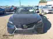 2021 Toyota Camry SE Nightshade z VIN 4T1G11AKXMU405598, wystawiony jako IAAI lot #43286695 z przebiegiem 59 916 mil mil oraz . Historia ofert i sprzedaży dostępna na DreamBid. Obrazek 13.