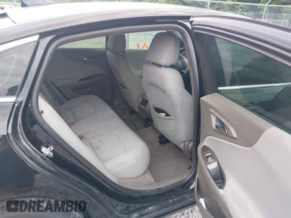 2018 Chevrolet Malibu Hybrid с VIN 1G1ZF5SU9JF159710, выставлен на аукционе IAAI как лот 42373531 с пробегом 162 900 миль миль и . История ставок и продаж доступна на DreamBid. Изображение 8.