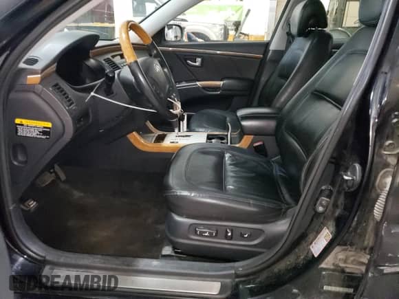2006 Hyundai Azera SE с VIN KMHFC46F46A056168, выставлен на аукционе Copart как лот 85765045 с пробегом 103 335 миль миль и Чистый • Clean title. История ставок и продаж доступна на DreamBid. Изображение 7.