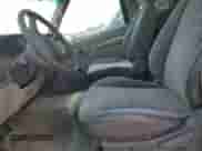 1998 GMC Sierra 1500 z VIN 1GTEC19W5WE518398, wystawiony jako Copart lot #73168034 z przebiegiem 356 084 mil mil oraz Szkoda całkowita • Salvage title. Historia ofert i sprzedaży dostępna na DreamBid. Obrazek 7.