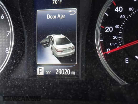 2017 Toyota Camry XLE with VIN 4T1BF1FKXHU694654, listed as a IAAI auction lot 42927658 with 29,020 mi miles and . Bid and sale history available at DreamBid. Image 16.