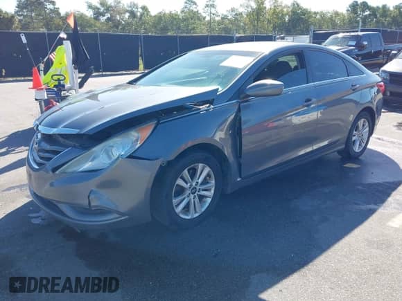 2012 Hyundai Sonata GLS with VIN 5NPEB4AC9CH410593, listed as a IAAI auction lot 43346156 with 212,846 mi miles and . Bid and sale history available at DreamBid. Image 2.