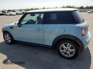 2011 MINI Hardtop with VIN WMWSU3C52BT096248, listed as a Copart auction lot 62008285 with 129,794 mi miles and Salvage title. Bid and sale history available at DreamBid. Image 2.