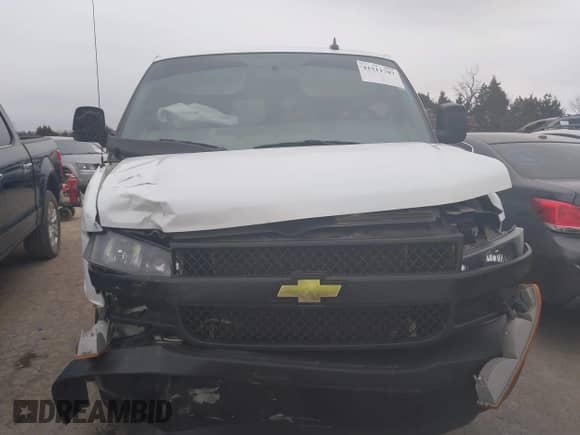2022 Chevrolet Express Cargo with VIN 1GCWGAF75N1233292, listed as a IAAI auction lot 41511707 with 63,895 mi miles and . Bid and sale history available at DreamBid. Image 12.