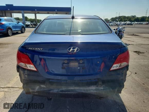 2017 Hyundai Accent SE with VIN KMHCT4AE4HU232607, listed as a Copart auction lot 68633995 with 154,927 mi miles and Clean title. Bid and sale history available at DreamBid. Image 6.