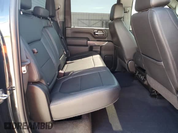 2023 Chevrolet Silverado 2500HD LTZ z VIN 1GC4YPEY4PF107402, wystawiony jako Copart lot #84468265 z przebiegiem 28 256 mil mil oraz Szkoda całkowita • Salvage title. Historia ofert i sprzedaży dostępna na DreamBid. Obrazek 10.