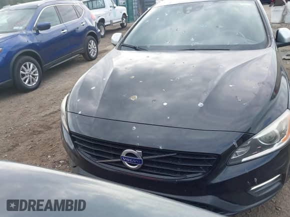 2016 Volvo S60 T5 Drive-E R-Design Special Edition с VIN YV126MFP6G2395071, выставлен на аукционе IAAI как лот 41763662 с пробегом 89 556 миль миль и . История ставок и продаж доступна на DreamBid. Изображение 12.