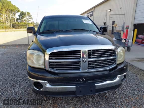 2008 Dodge 1500 SLT z VIN 1D7HA18218S594857, wystawiony jako IAAI lot #43029529 z przebiegiem 203 843 mil mil oraz . Historia ofert i sprzedaży dostępna na DreamBid. Obrazek 6.