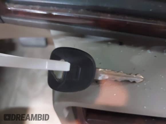 2005 Cadillac Escalade ESV with VIN 3GYFK66N75G149464, listed as a IAAI auction lot 43423910 with 204,314 mi miles and . Bid and sale history available at DreamBid. Image 11.