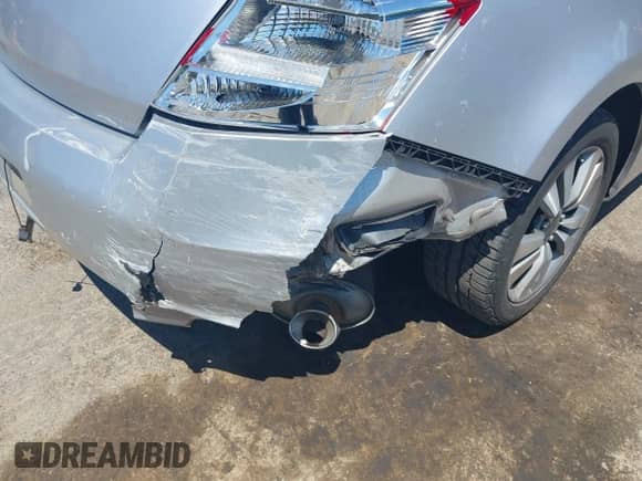 2012 Honda Accord EX with VIN 1HGCS1B75CA003371, listed as a IAAI auction lot 39777307 with 122,191 mi miles and . Bid and sale history available at DreamBid. Image 6.