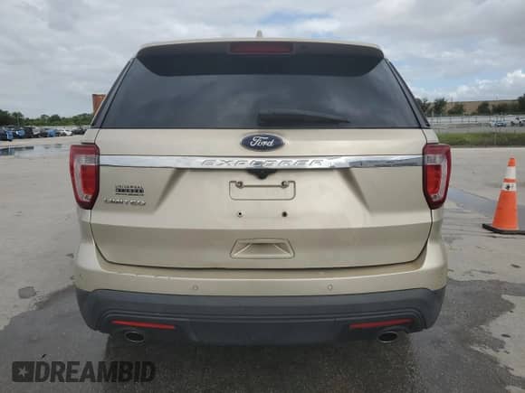 2017 Ford Explorer Limited z VIN 1FM5K7F83HGE19819, wystawiony jako Copart lot #84980455 z przebiegiem 151 797 mil mil oraz Szkoda całkowita • Salvage title. Historia ofert i sprzedaży dostępna na DreamBid. Obrazek 6.