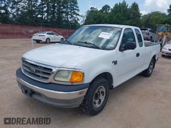 2004 Ford F-150 XL with VIN 2FTRX17WX4CA45254, listed as a IAAI auction lot 42682926 with 113,305 mi miles and . Bid and sale history available at DreamBid. Image 2.