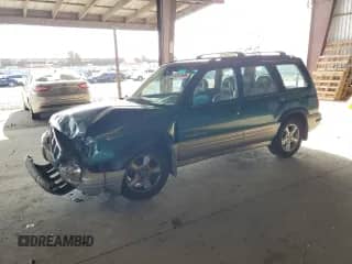 2001 Subaru Forester S with VIN JF1SF65541H766210, listed as a Copart auction lot 81267995 with 256,930 mi miles and Salvage title. Bid and sale history available at DreamBid. Image 1.