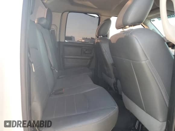 2019 Ram 1500 Express z VIN 1C6RR6FG5KS644290, wystawiony jako Copart lot #72693054 z przebiegiem 126 879 mil mil oraz Szkoda całkowita • Salvage title. Historia ofert i sprzedaży dostępna na DreamBid. Obrazek 10.