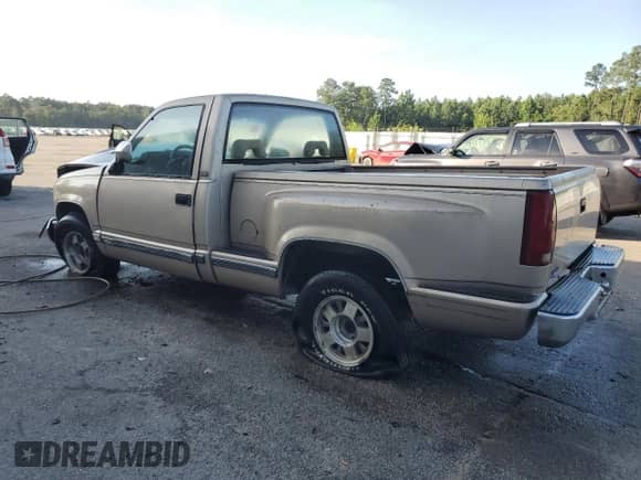1992 Chevrolet Silverado 1500 с VIN 1GCDC14Z1NZ122568, выставлен на аукционе Copart как лот 61210195 с пробегом 275 932 миль миль и Списание • Salvage title. История ставок и продаж доступна на DreamBid. Изображение 2.