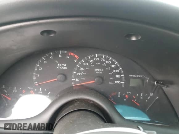 2002 Chevrolet Camaro с VIN 2G1FP22K622144128, выставлен на аукционе Copart как лот 82678755 с пробегом Не указан миль и Чистый • Clean title. История ставок и продаж доступна на DreamBid. Изображение 9.