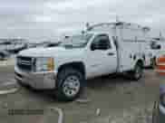 2012 Chevrolet Silverado 2500HD Work Truck z VIN 1GB0CVCG2CF207539, wystawiony jako Copart lot #47249085 z przebiegiem 125 552 mil mil oraz Czysty tytuł • Clean title. Historia ofert i sprzedaży dostępna na DreamBid. Obrazek 1.