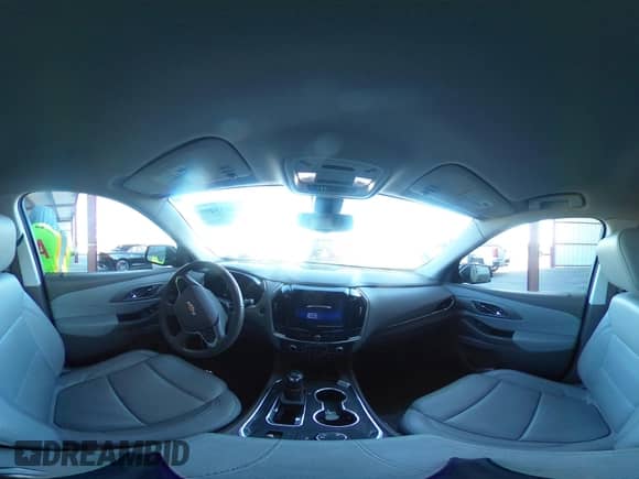 2020 Chevrolet Traverse LT с VIN 1GNEVHKWXLJ215978, выставлен на аукционе IAAI как лот 41635499 с пробегом 72 860 миль миль и . История ставок и продаж доступна на DreamBid. Изображение 18.