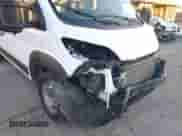 2023 Ram ProMaster Cargo с VIN 3C6LRVBGXPE583101, выставлен на аукционе IAAI как лот 41206939 с пробегом 9 469 миль миль и . История ставок и продаж доступна на DreamBid. Изображение 19.