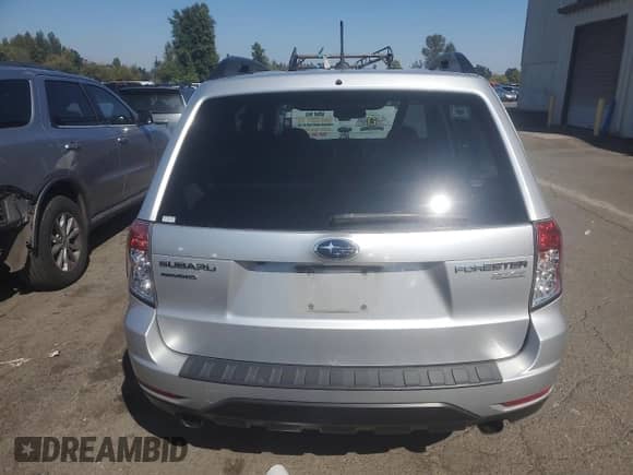 2011 Subaru Forester X Limited z VIN JF2SHAEC2BH763430, wystawiony jako Copart lot #82080115 z przebiegiem 126 564 mil mil oraz Szkoda całkowita • Salvage title. Historia ofert i sprzedaży dostępna na DreamBid. Obrazek 6.