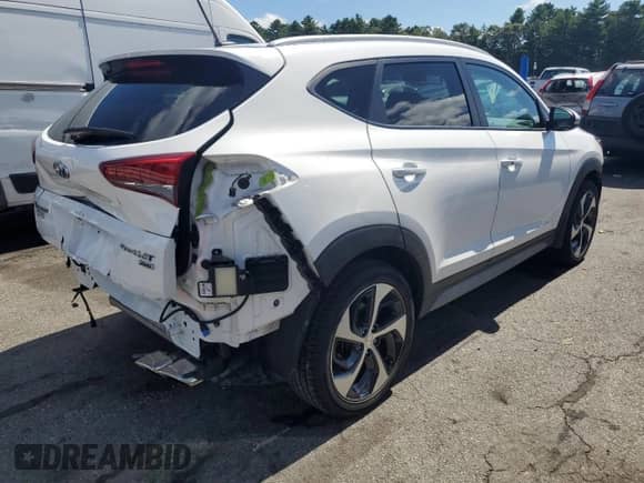 2017 Hyundai Tucson Limited with VIN KM8J3CA26HU451348, listed as a Copart auction lot 71032705 with 18,606 mi miles and Salvage title. Bid and sale history available at DreamBid. Image 3.