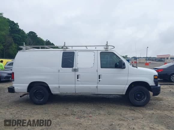 2008 Ford Econoline Cargo Commercial with VIN 1FTNE14W88DA06788, listed as a IAAI auction lot 42256063 with 158,974 mi miles and . Bid and sale history available at DreamBid. Image 13.